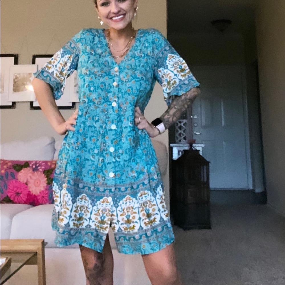 Floral pocket dress